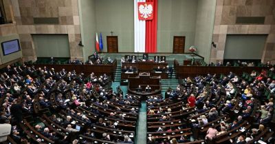 Sejm za dalszym czasowym zawieszeniem prawa do składania wniosków o azyl na granicy z Białorusią